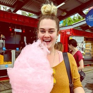 Meet your Posher, Sarah